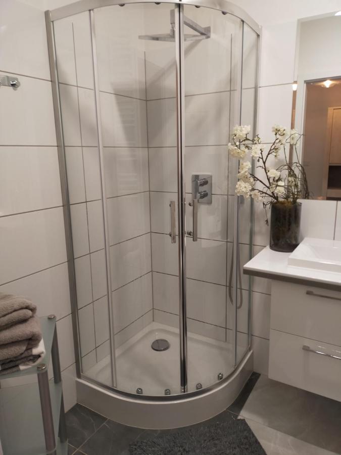 Apartament -Sweet Home Lubiń Esterno foto