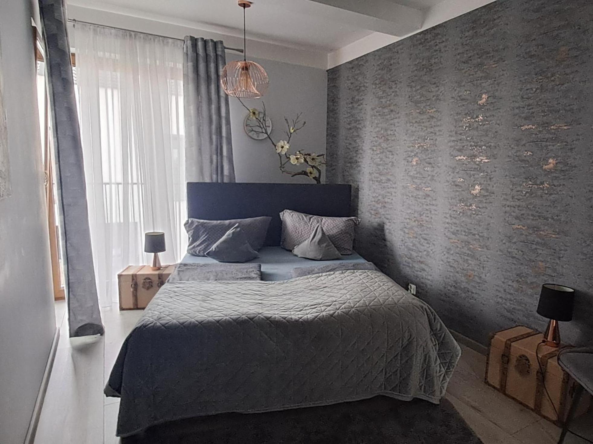 Apartament -Sweet Home Lubiń Esterno foto